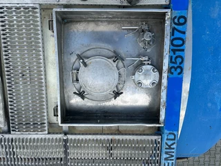 UBH INTERNATIONAL N/A - 34.580L / 1-comp. / 4 BAFFLES / 20FT swapbody / T7 / EMKD / T11 / EMKD / ADR 5Y + CSC-inspection: 06/2028 immagine 35