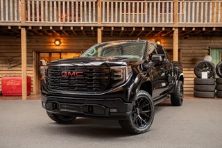 GMC Sierra 2024 - Denali 6.2L V8 bild 2