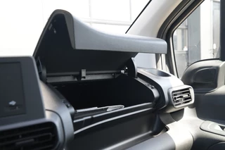 Citroën Berlingo 2024 - 1.5 BlueHDI Club 100pk - Cruise - Airco - Bluetooth - Vloerplaat - Rijklaar obrazek 24