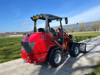 Weidemann 2026 - 1390 Deluxe image 3 miniature