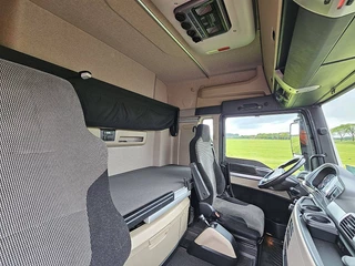 MAN TGX 2018 - 18.500 изображение 17