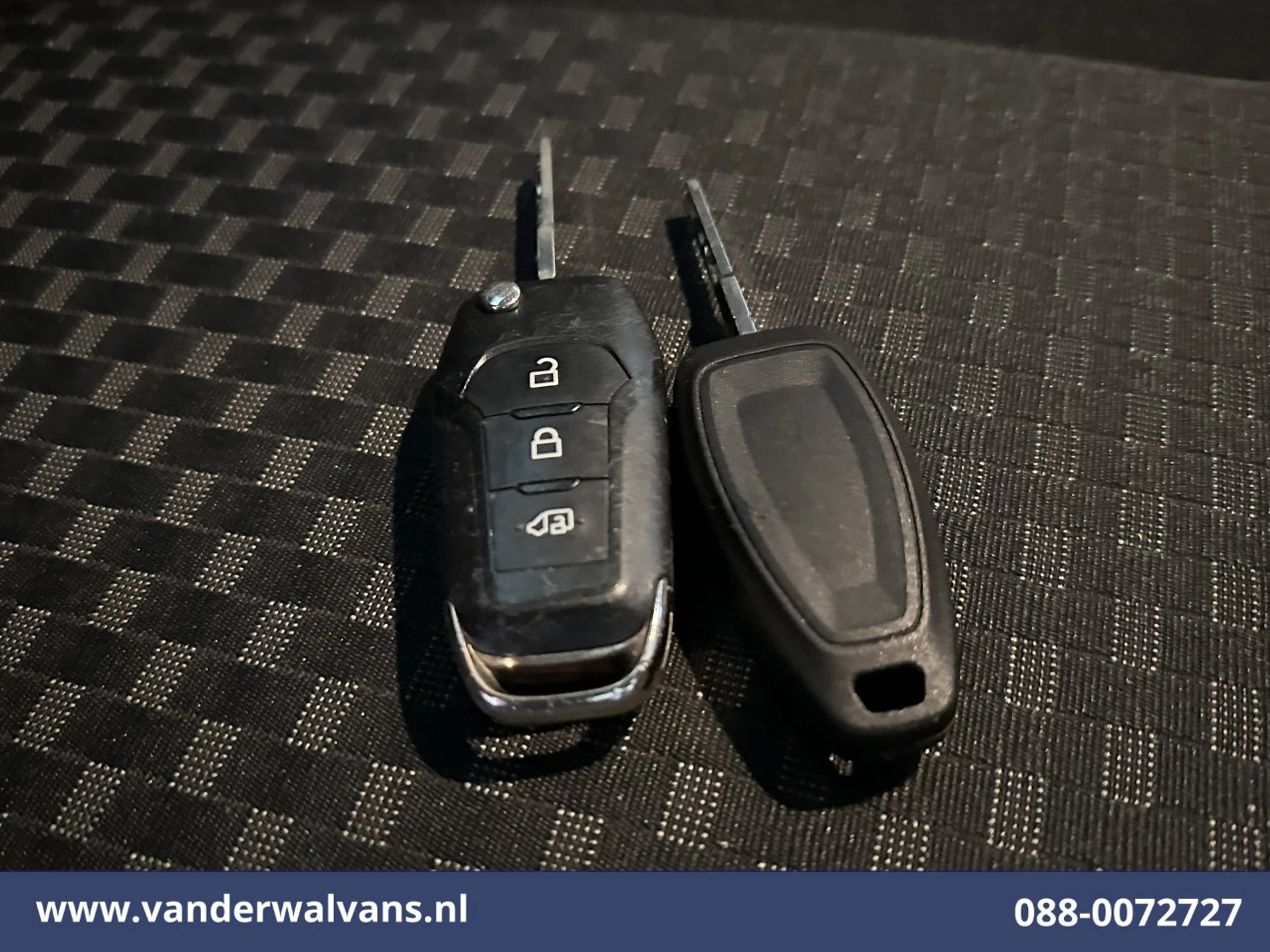 Ford Transit Connect 2021 - 1.5 EcoBlue 100pk L2H1 Euro6 Airco | Camera | Navigatie | Apple Carplay | Trekhaak imagen 19