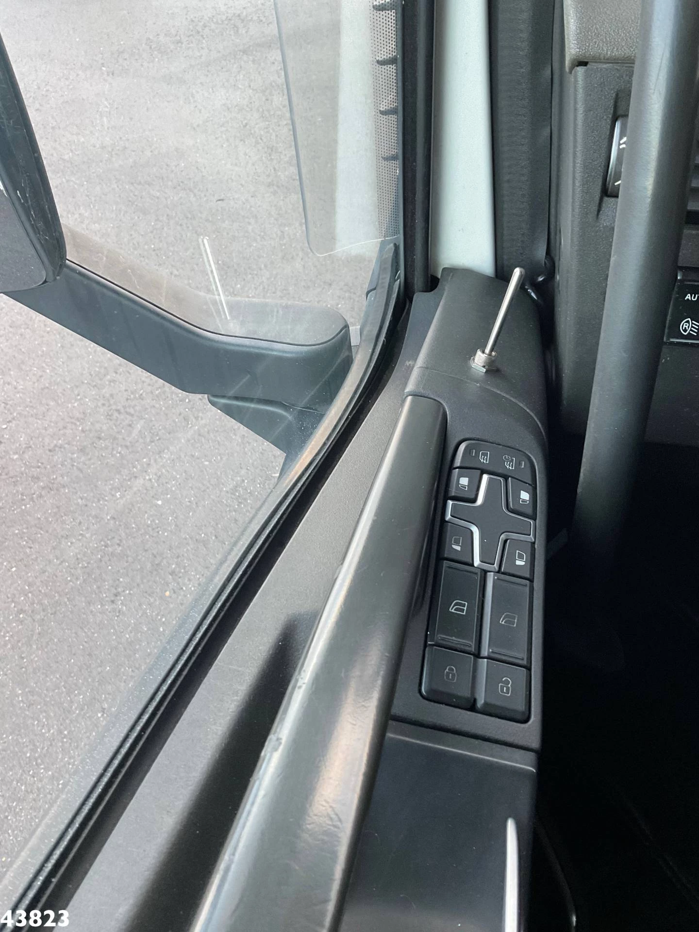 Volvo FH 2016 - 16.750 8x4 Euro 6 Tridem Hydrauliek obrázek 18