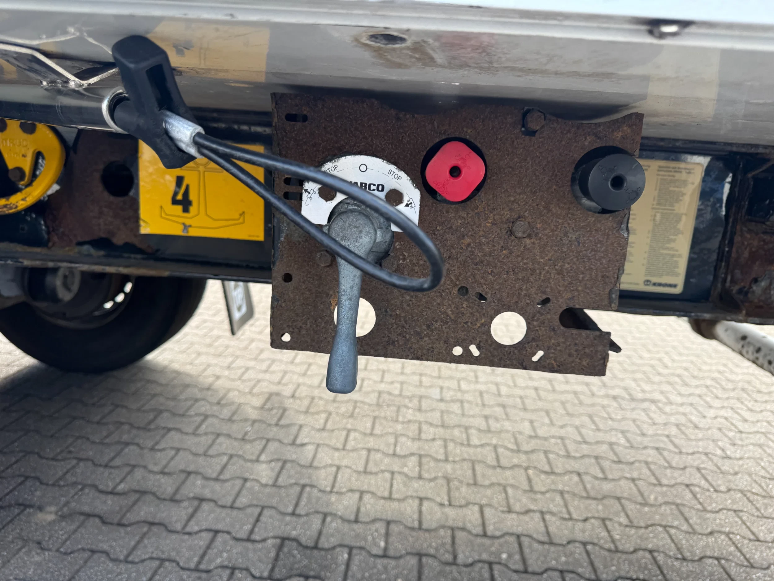 Krone 2010 - Thermo King Spectrum / BPW-Axles image 15