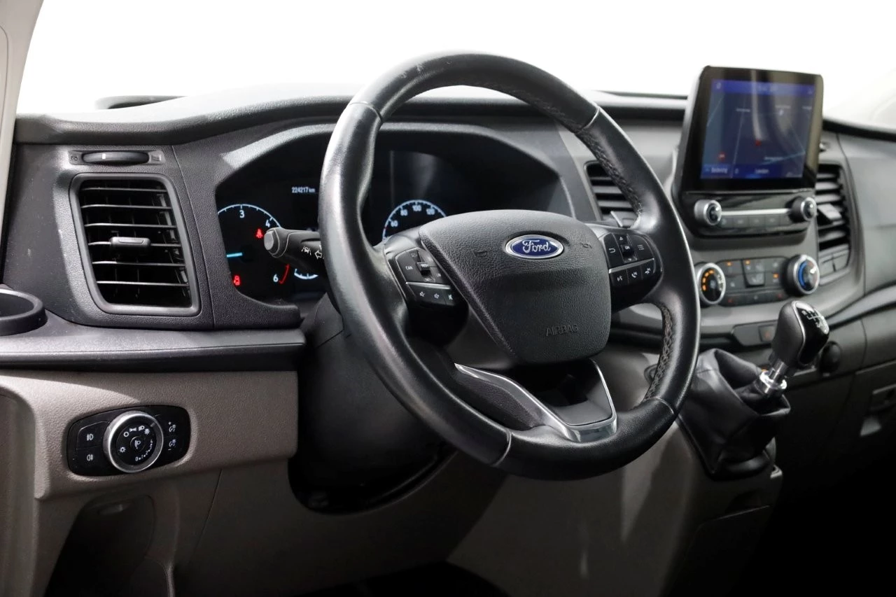 Ford Transit Custom 2021 - 2.0 TDCI 130pk L2H1 Trend Airco/Navi/Achterklep 10-2021 изображение 12