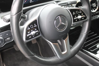 Mercedes-Benz A-Class 2021 - 250e AUT8 Advantage TREKHAAK CAMERA STUURWIELVERWARMING NAVI DAB obrazek 20
