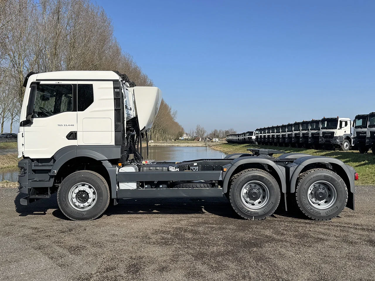 MAN TGS 2025 - 33.440 Tractor Head (31 units) afbeelding 7