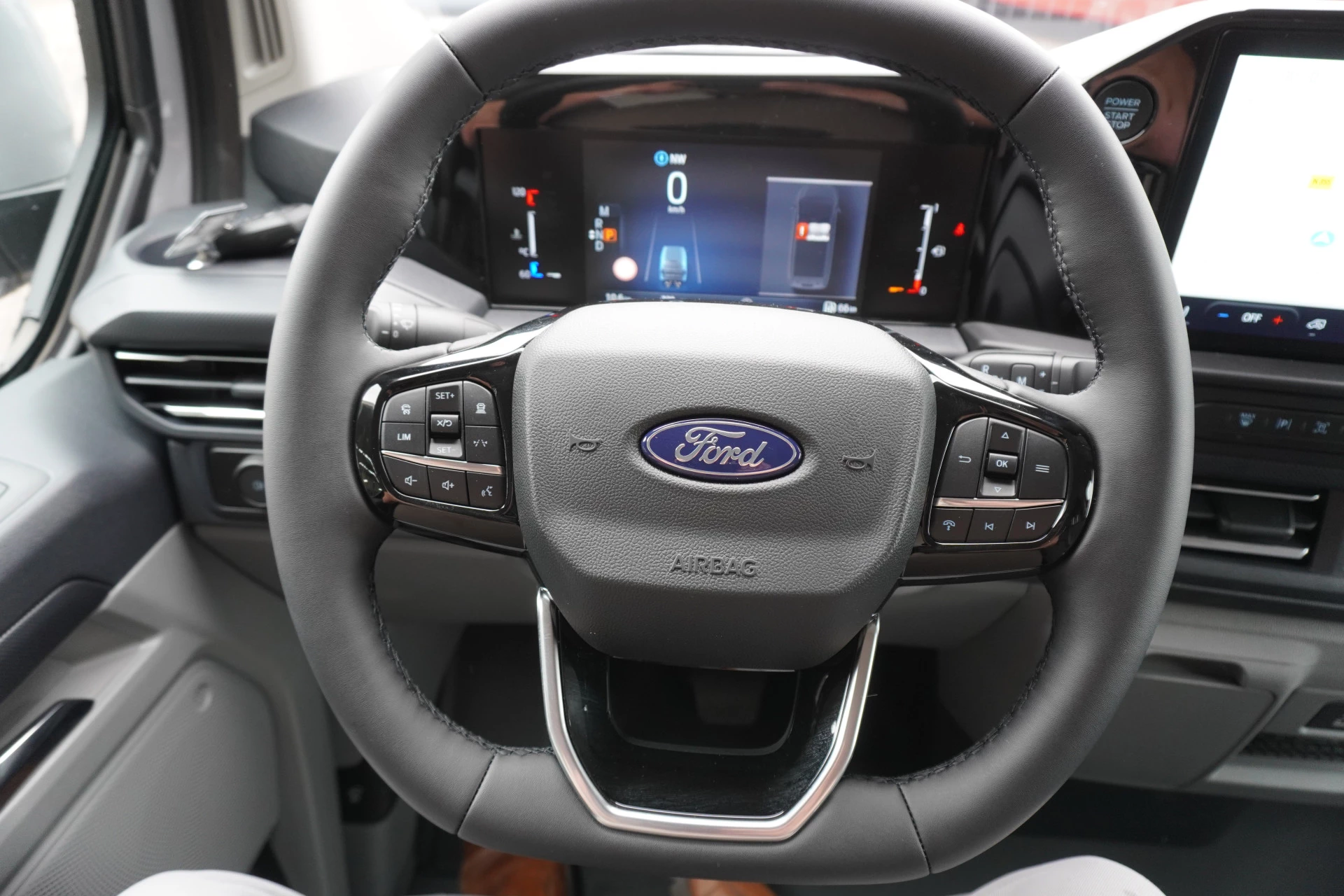Ford Transit Custom 2024 - 320L 2.0 TDCI 170PK L2H1 Limited Automaat imagen 15