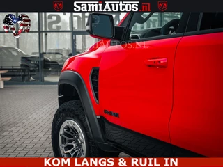 Dodge Ram Pick-Up 2023 - TRX HELLCAT | 6.2 V8 702PK | FLAME RED | BOM VOL | CARBON | RAMBAR | HUD | LPG | BEAD-LOCK WHEELS | obrazek 49