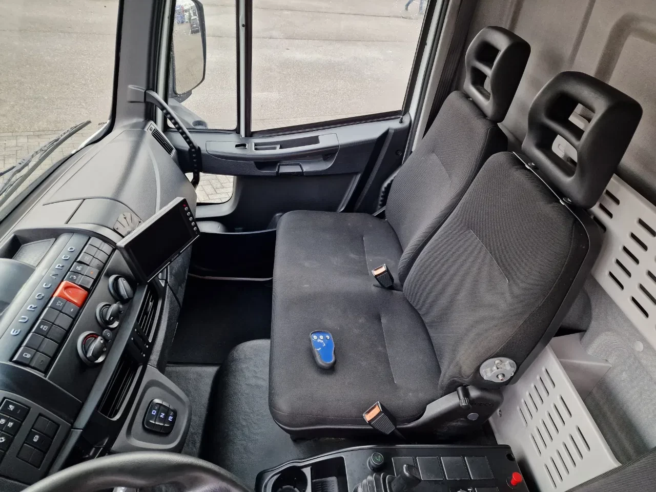 Iveco Eurocargo 2015 - 120.250 4x2 - Thermoking T-800R Frigo - Loadlift - Euro 6 - Automatic obrázek 43