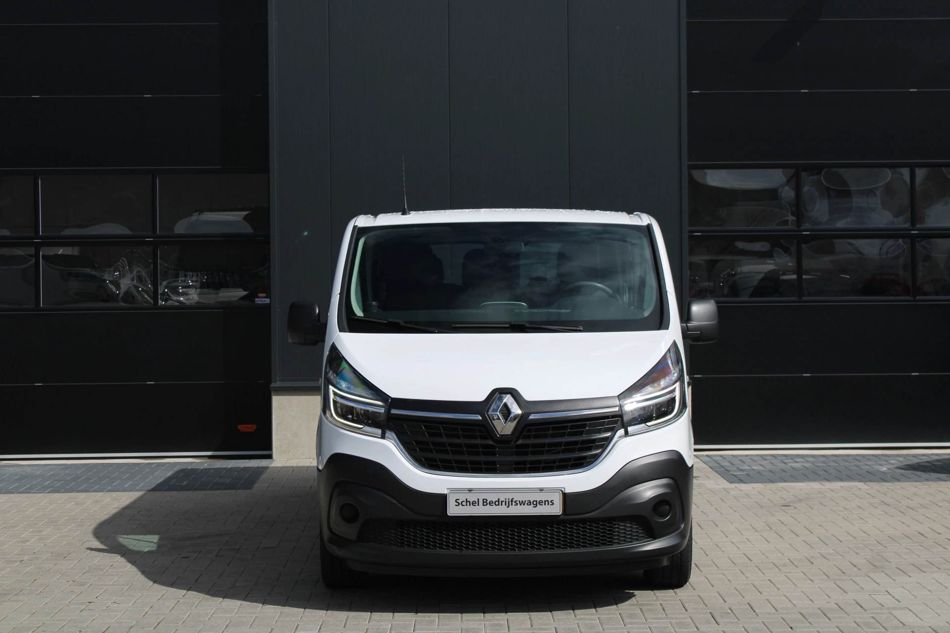 Renault Trafic 2020 - Passenger 2.0 dCi 120 Grand Life 120pk 9 Zits - Prijs incl. BTW - Airco - Cruise - LED - Navi - Bluetooth - Rijklaar Bild 2