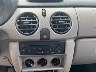Renault Kangoo 2003 - MARGE-AUTO / ACHTERAS BESCHADIGD obrazek 26