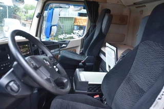 Mercedes-Benz Actros 2018 - 2545 6x2 - NEW TACHO - AIRCO - CAB HEATER - DIFF. LOCK - 2 BEDS - TOP CONDITION - obrazek 5