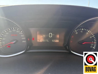 Peugeot 308 2016 - 1.2 PureTech Style AIRCO imagem 19