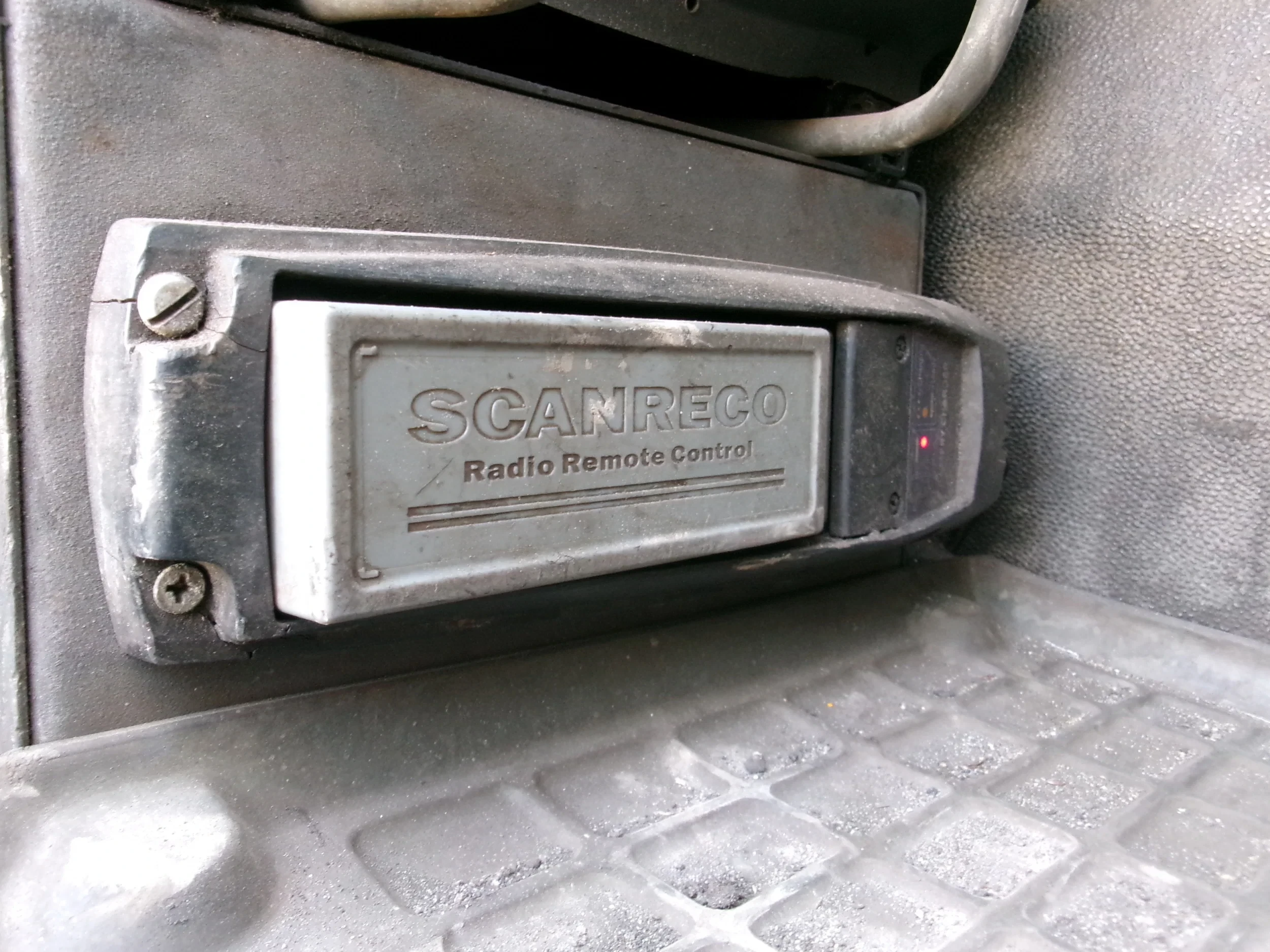 Volvo FM 400 2008 - 8X2 FULL STEEL NL TRUCK afbeelding 14