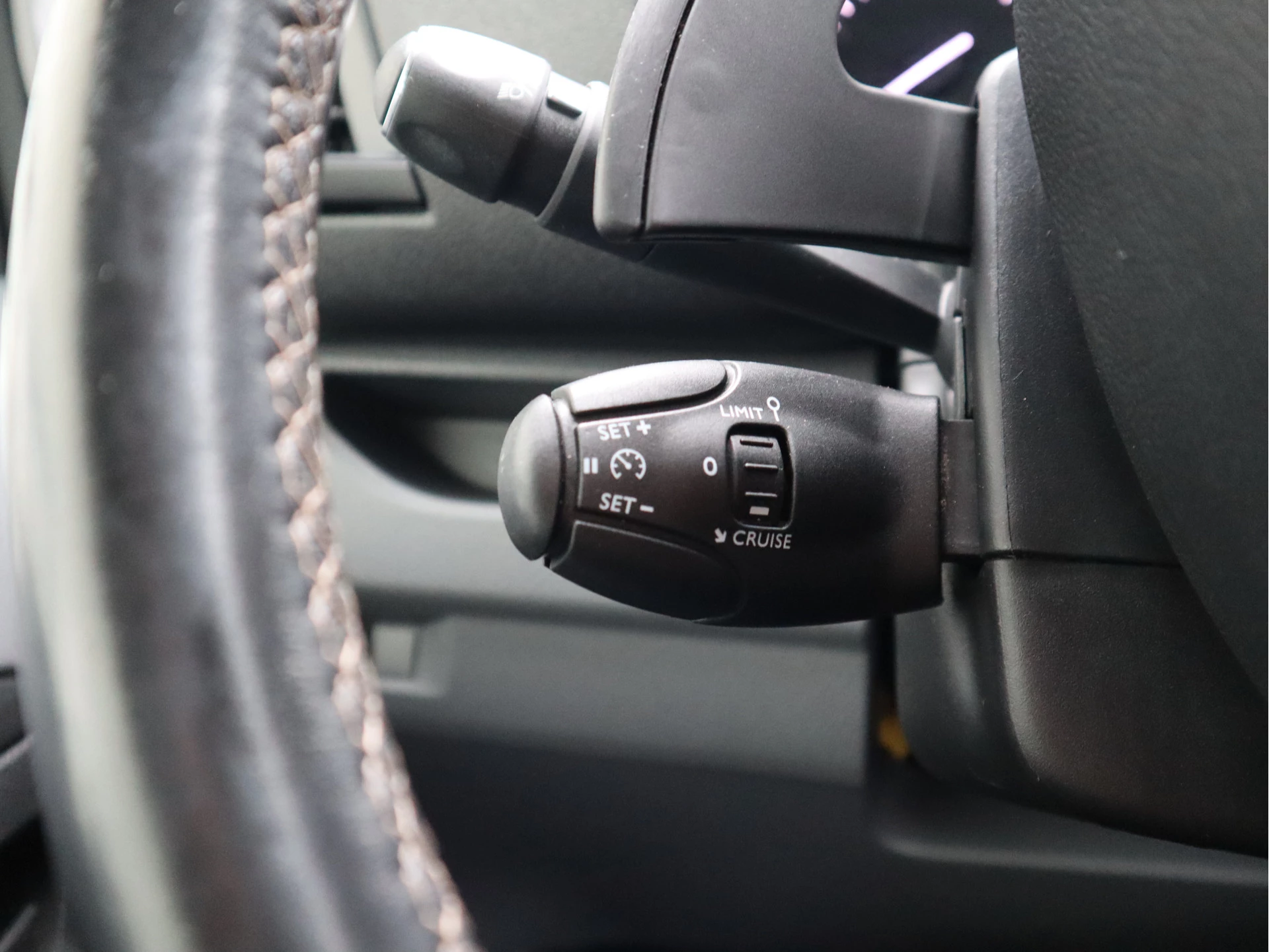 Peugeot Expert 2018 - 2.0 BlueHDI 177pk Euro 6 Automaat - Sport Edition - L3 Extra Lang - Cruise - Camera image 18