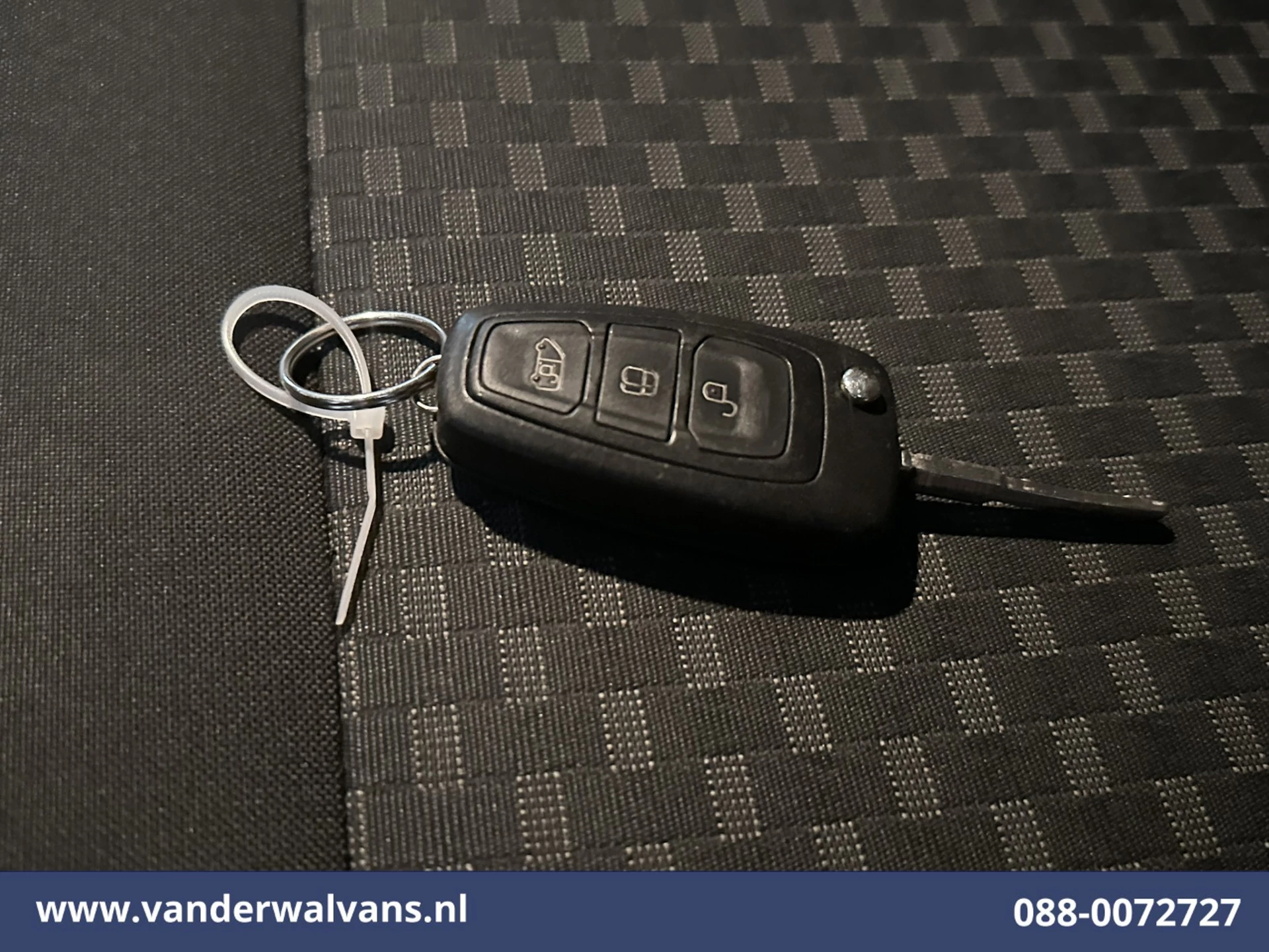 Ford Transit 2022 - 2.0 TDCI 130pk Bakwagen Laadklep Euro6 Airco | 940kg laadvermogen | Cruisecontrol | Verwarmde Voorruit immagine 20