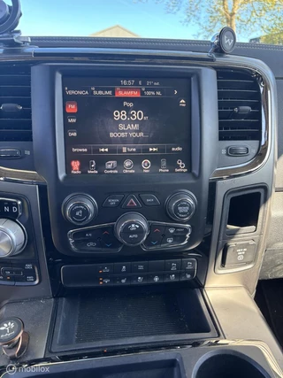 Dodge Ram 1500 2014 - Sport Crew Cab 4x4 obrazek 10