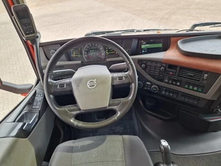 Volvo FH 2020 - 13.540 Lowroof 4x2 - Retarder - Full air - I parkcool - Lightbar - imagen 10