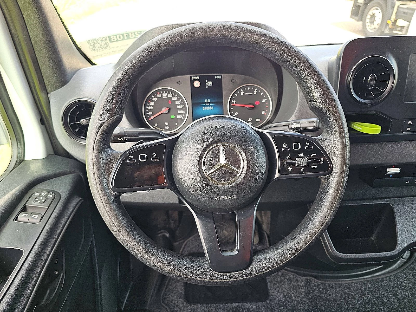 Mercedes-Benz Sprinter 2019 - 311 image 10