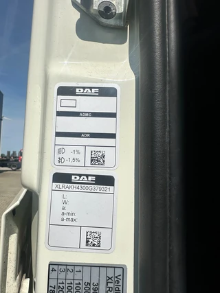 DAF XF480 2022 - XF 480 8x2 SC BDF / 10T frontaxle / EURO VI D / 365.000 km / NL-truck / APK: 03-2027 imagen 56