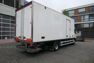 Volvo 240 2013 - FL | Carrier SUPRA 950Mt / Bi-temp | 3 Compartments | 575845Km | 2013 | 12Ton | 6 Cylinder | Dhollandia 1500Kg | Luxembourg Truck afbeelding 2 miniatuur