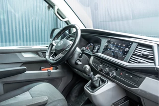 Volkswagen Transporter 2021 - T6.1 2.0 TDI L2H1 | 150 PK | Turbo defect | Carplay | Cruise | Navi | Trekhaak | Airco zdjecie 2