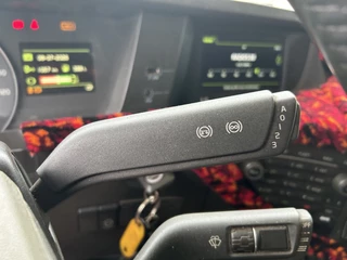 Volvo FH 2017 - 500 Globetrotter 8x2 Tridem / VDL Hook 25 Ton image 6