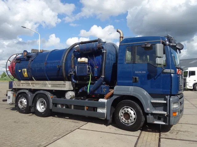 MAN TGA 2007 - 26.320 VACUUM/PERS TANKWAGEN,TOILETTRUCK afbeelding 1