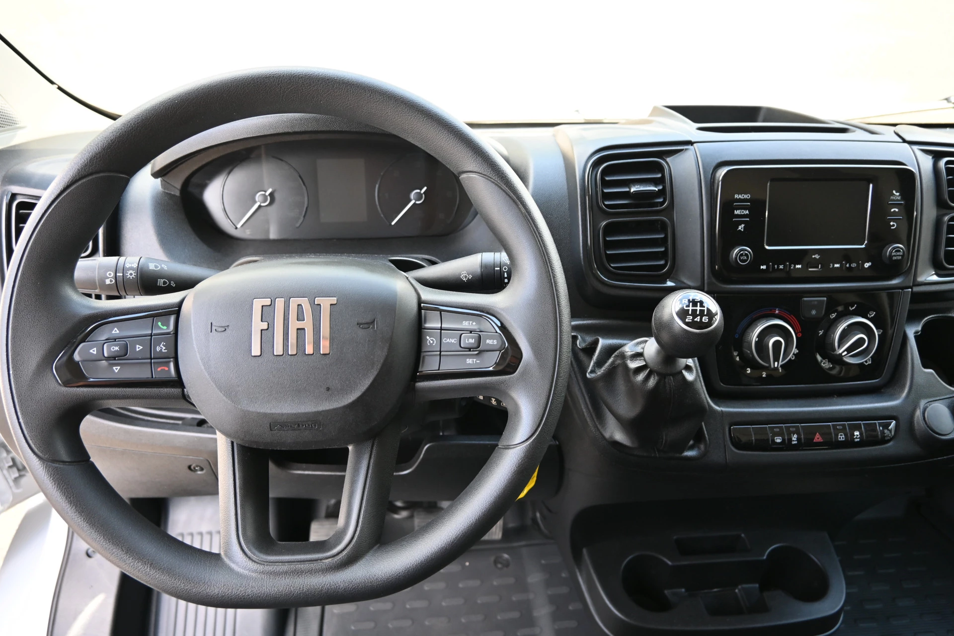 Fiat Ducato 2024 - L2H2 140 pk 3.5t 2.2 MultiJet zdjęcie 12