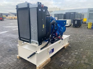 FG Wilson 2026 - P275-5 - 275 kVA Open Genset - DPX-16014-O image 3 miniature