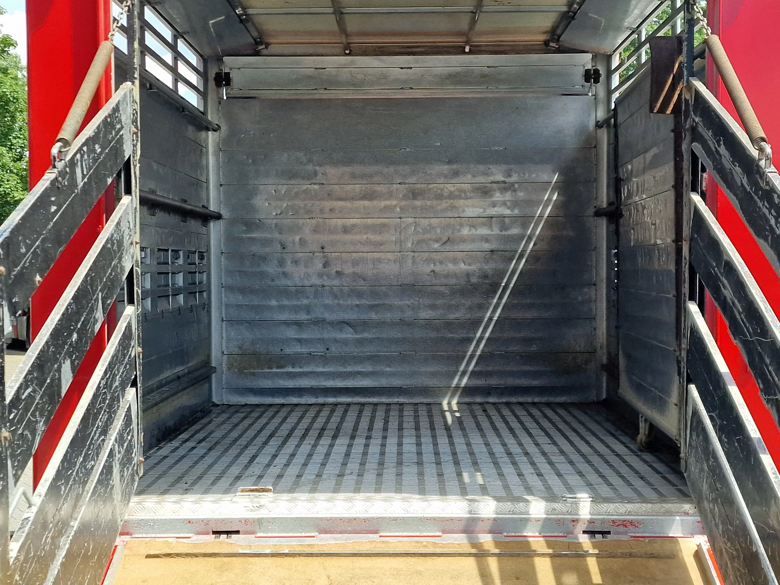 Iveco Eurocargo 2018 - 75.190 - Finkl Livestock 1 deck - 9.07 M 2 - Air suspension - Euro 6 obrázek 27