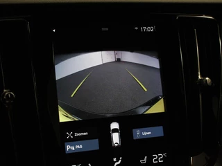 Volvo V60 2022 - 2.0 B4 R-Design изображение 3 миниатюра
