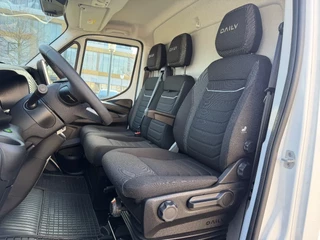 Iveco Daily 2024 - 35S18 Auto/Machine Transport Oprijwagen Automaat Airco Cruisecontrol Trekhaak BPM VRIJ immagine 12