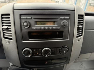Volkswagen Crafter 2013 - 35 2.0 TDI L3H2 LET OP!! SPECIAL 4X4 100% ALL TERRAIN image 9