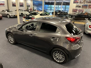 Mazda 2 2021 - 1.5i SkyActiv-G Signature 90PK Leder Navi DAB+ Apple CarPlay 360 Camera Head Up Display PDC image 13