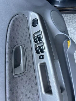 Kia Rio 2005 - 1.5 LS ICE , Airco bild 12