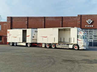 Scania R620-V8 2013 - Highline 6x4 - Bussbygg box with heater - Bussbygg 2013 trailer - Retarder - Show te koop