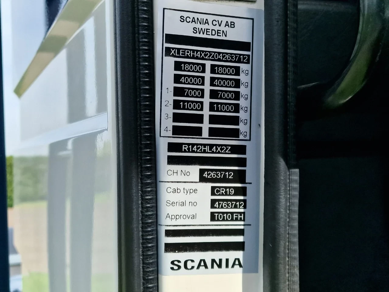 Scania R142-V8 1987 - 420 V8 - Old timer - Clean chassis/cab/interior - Dutch registration imagen 31