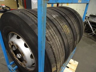 - Geen producent - N/A - MICHELIN 315/80R22.5 zdjecie 1