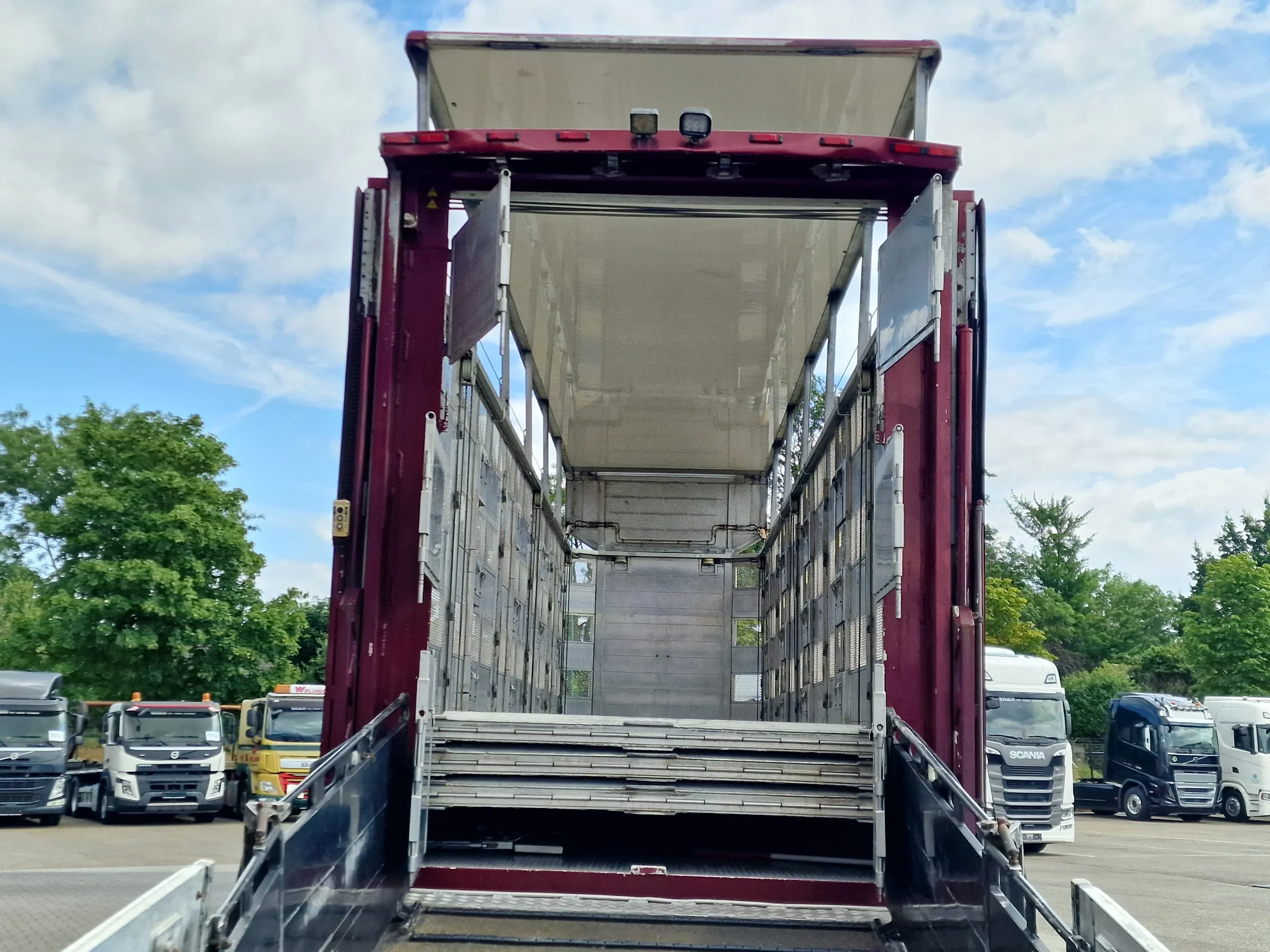 CUPPERS 2013 - 4 stock - new TUV - type 2 - lifting floors - lift / ramp afbeelding 21
