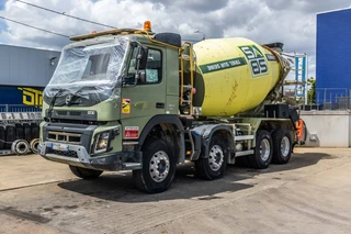 Volvo 2015 - FMX 410+LIEBHERR te koop