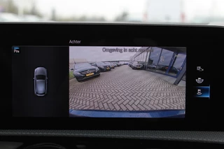 Mercedes-Benz A-Class 2019 - 180 AUT7 AMG LINE NIGHT PAKKET CAMERA NAVI obrazek 23