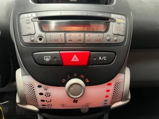 Toyota Aygo 2012 - 1.0-12V Dynamic Navigator - 1e Eigenaar - NAP - NAV - Airco. bild 17
