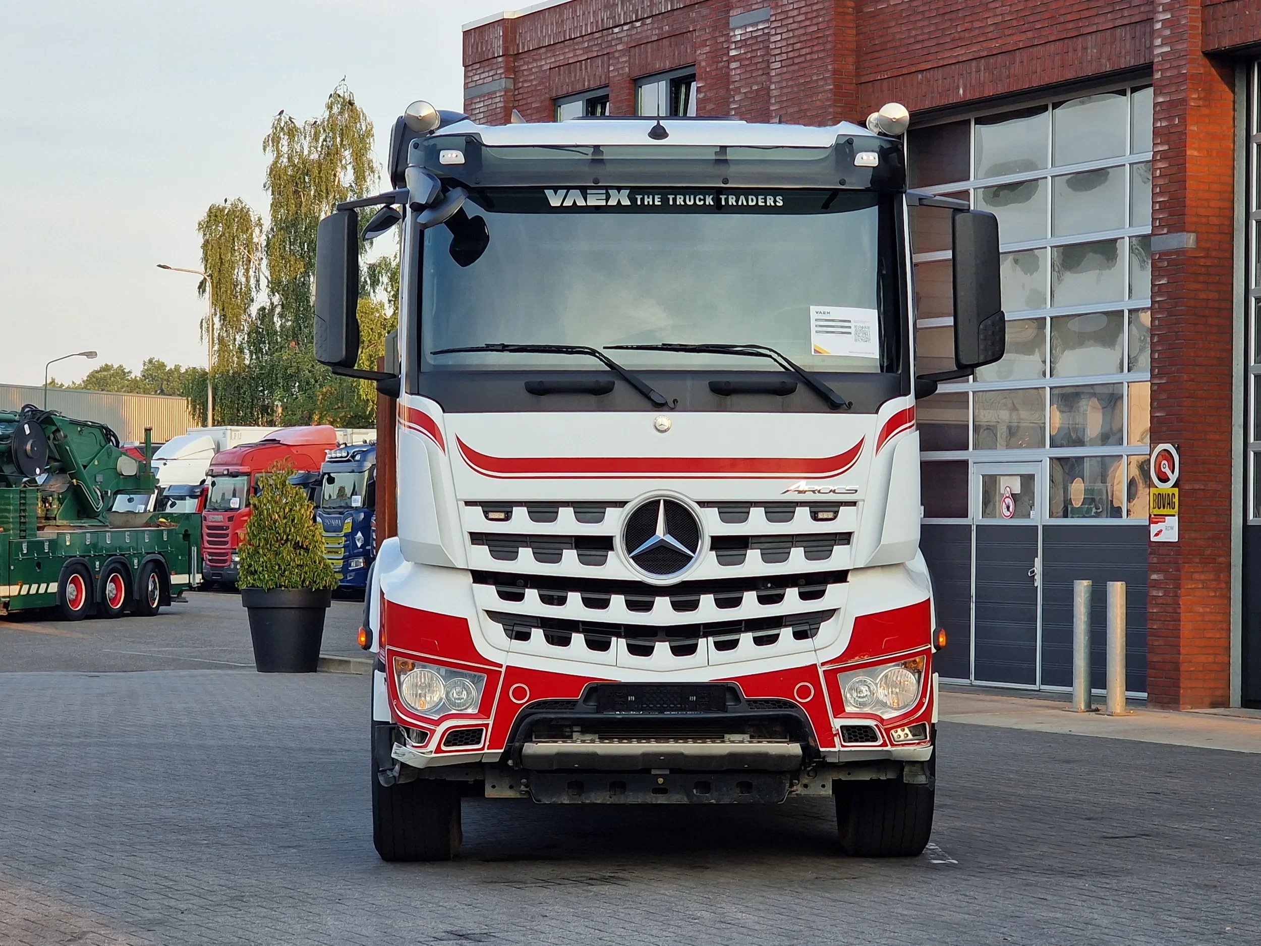 Mercedes-Benz Arocs 2658 2016 - 6X4 - Steel / Steel - retarder - WB330 afbeelding 4