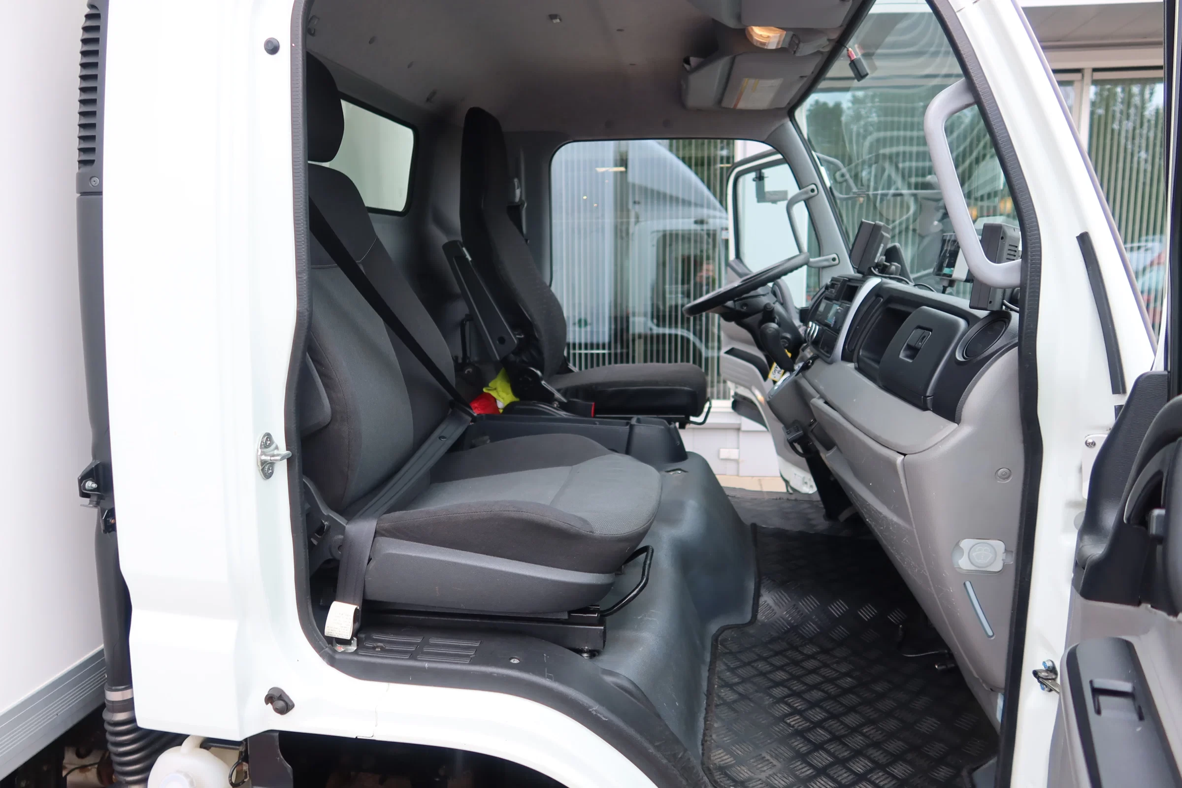 FUSO Canter 2020 - 9 C 18 Thermoking V500 Max+ Palfinger 1500kg klep obrázek 15