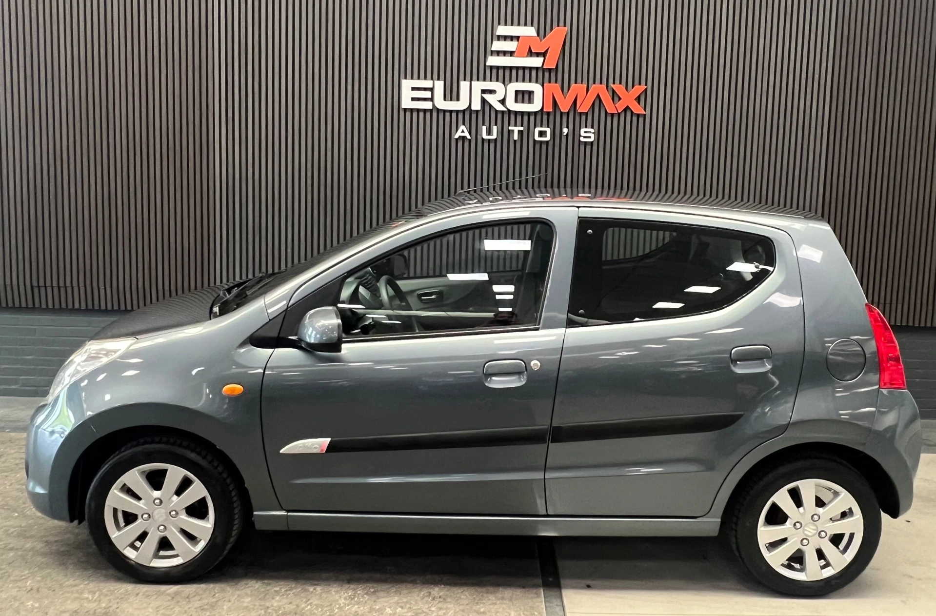 Suzuki Alto 2011 - 1.0 Exclusive - 2e eigenaar - Nette auto afbeelding 7
