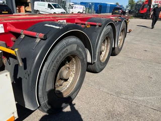 D-TEC FT-43-03V 2006 - FT-43-03V / 3x Extendable / 1x Lift Axle bild 7