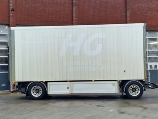 Volvo FH 2013 - 13.460 Globetrotter XL 6x2 - Box with side doors - Loadlift + Kelberg trailer 2012 with loadlift bild 18