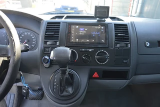 Volkswagen Transporter 2004 - 2.5 TDI 300 Budgetline DC 96KW Airco Trekhaak image 5